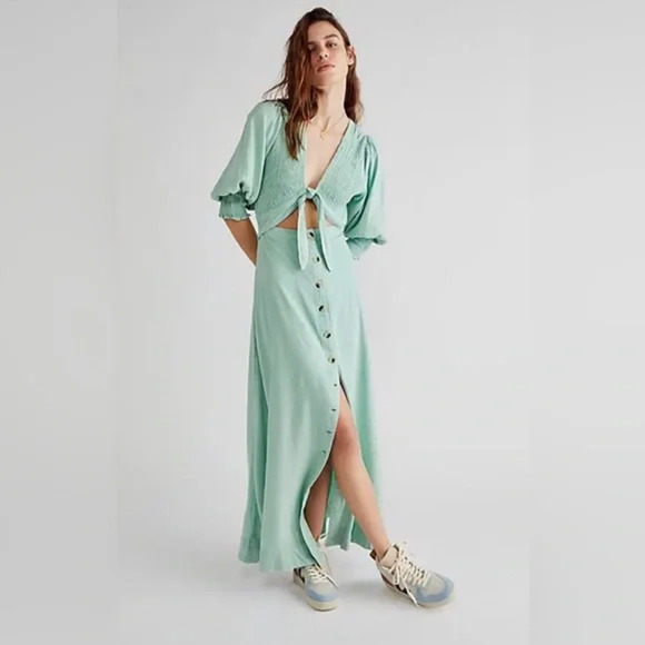 NEW Free People Maxi Dress String of Hearts Long Sleeve Shirred Green Medium - Picture 1 of 11